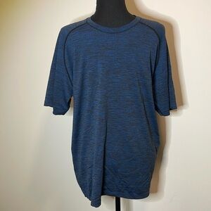 Lululemon Men’s Dark Blue Short Sleeve Athletic T-Shirt Size M